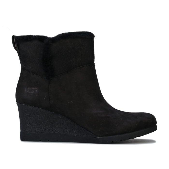 Women's Ugg Australia Devorah Boots in Black