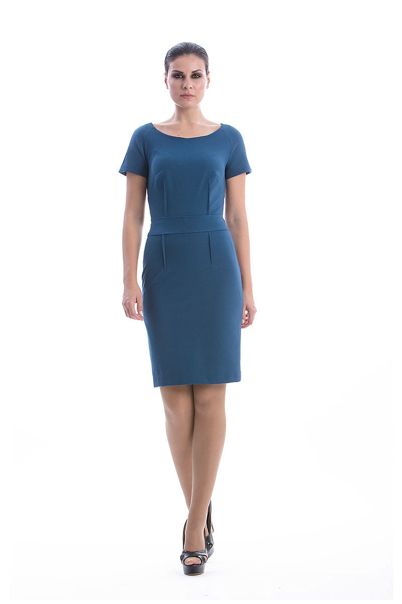 Robe à manches courtes avec ceinture