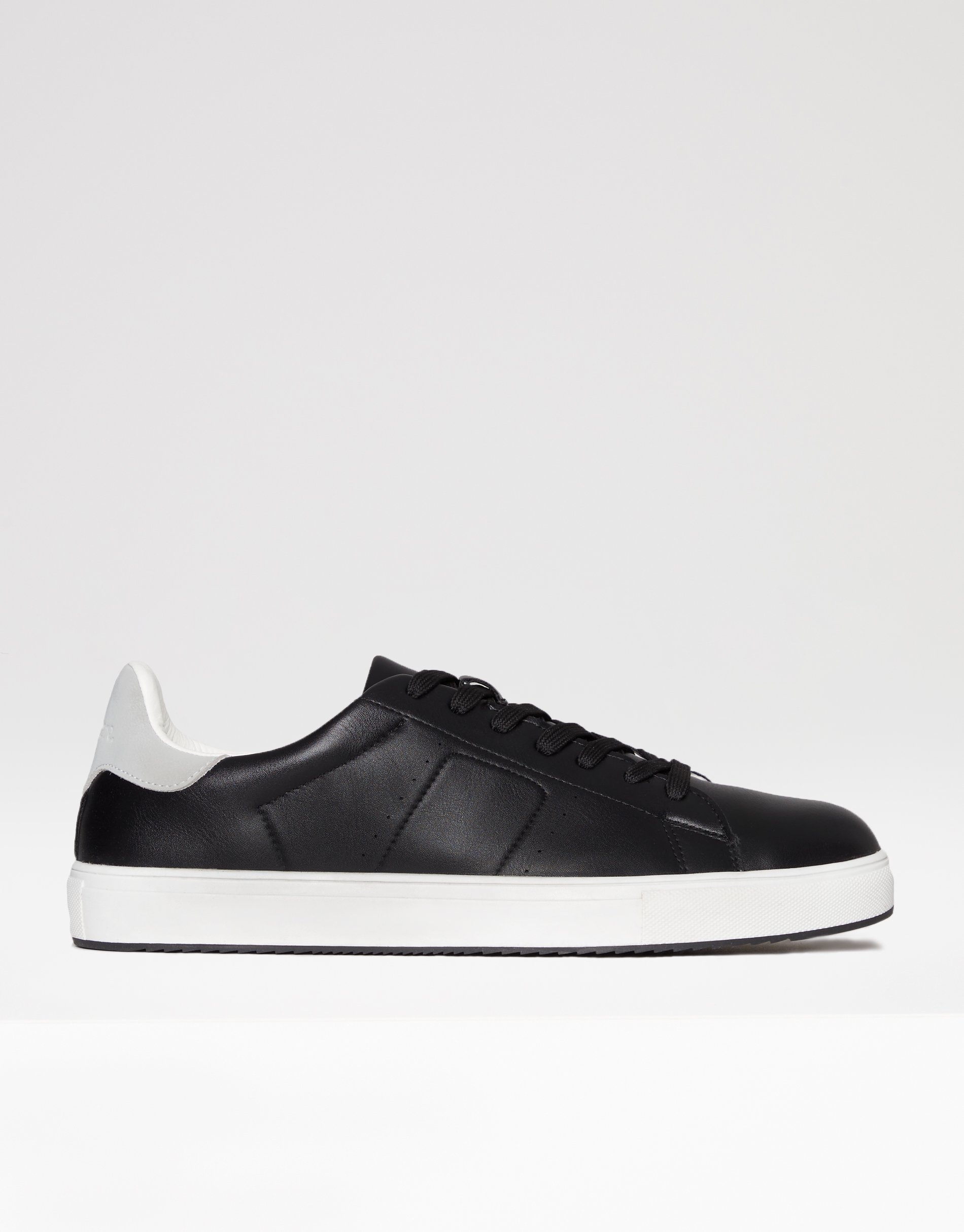 Black Halifax Casual Court Trainers