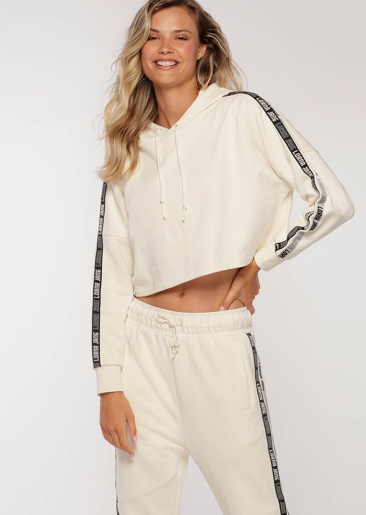Lorna Jane Comfort Cropped Hoodie in Cream