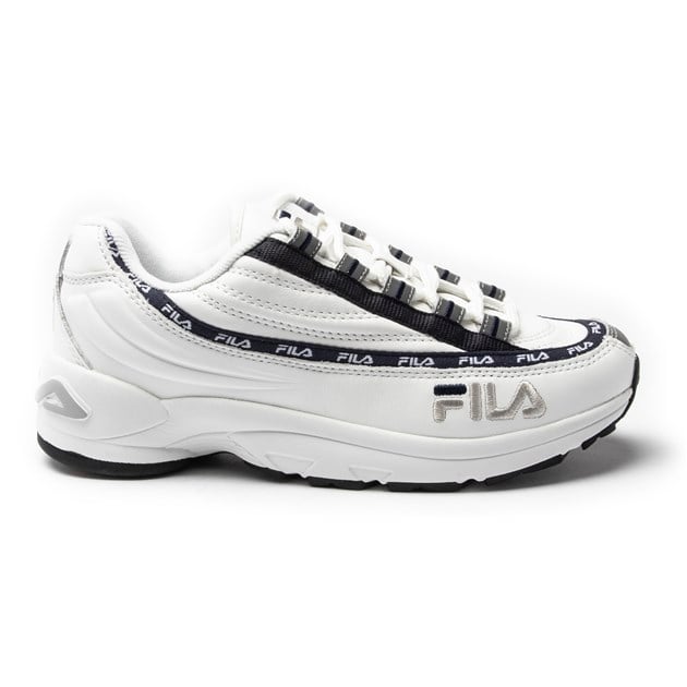 Fila low shop cut white shoes