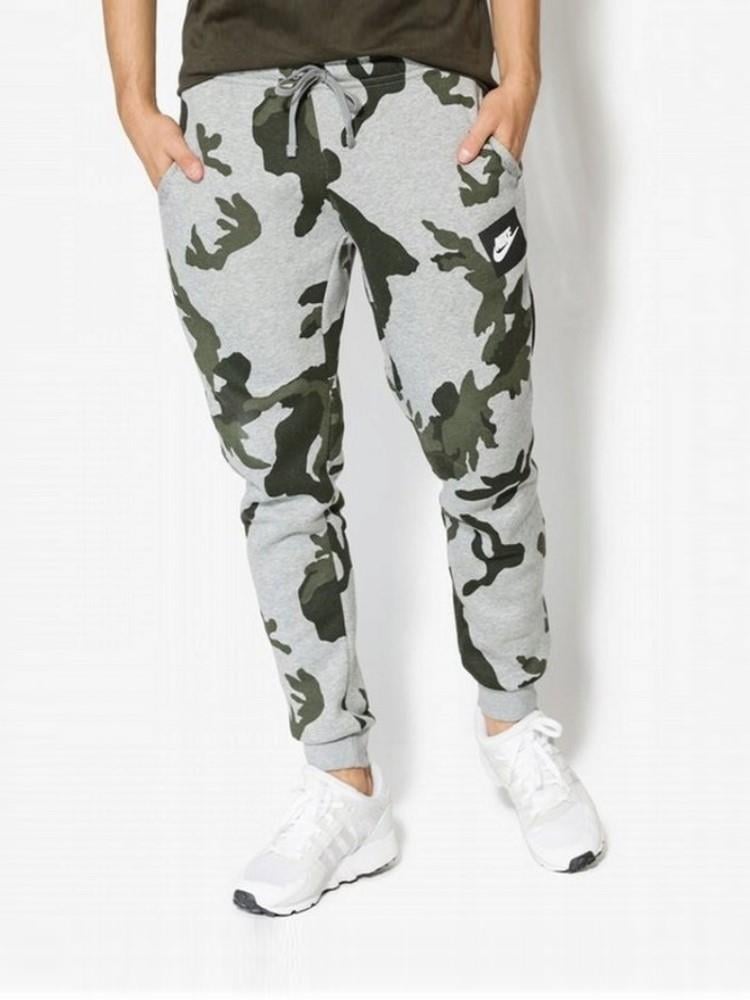 Nike camo new arrivals joggers
