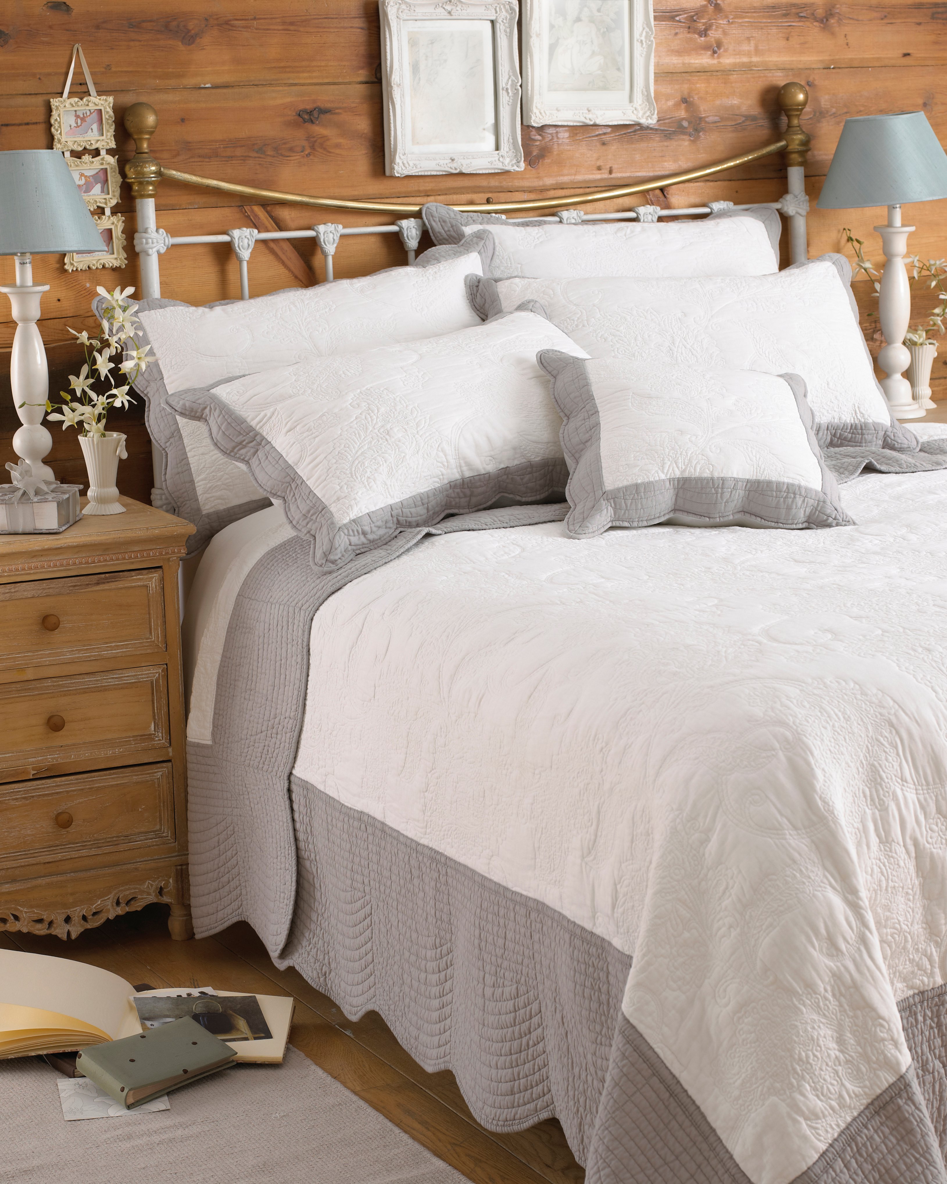 Fayence King Bedspread Whi/Gry