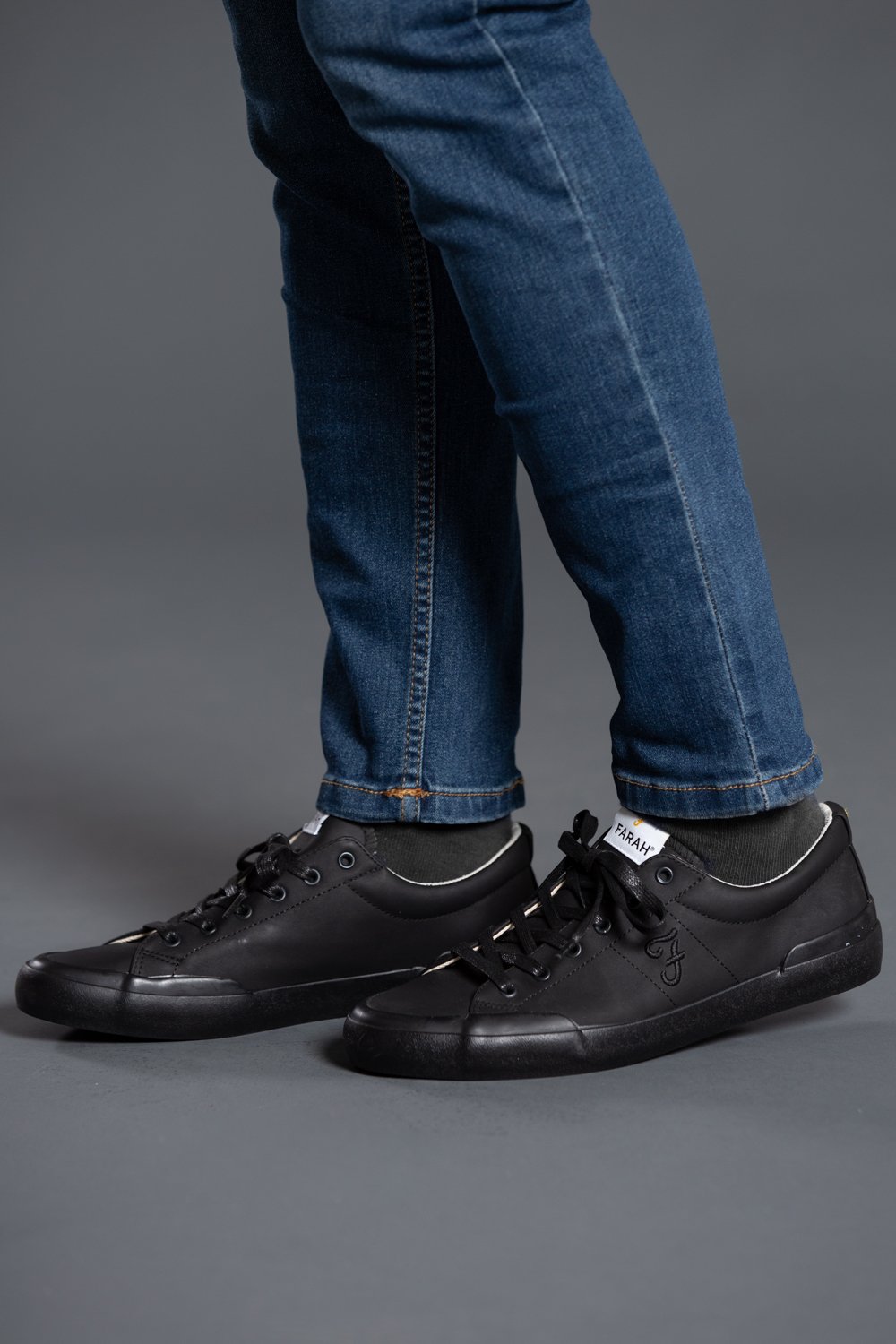 Farah trainers online