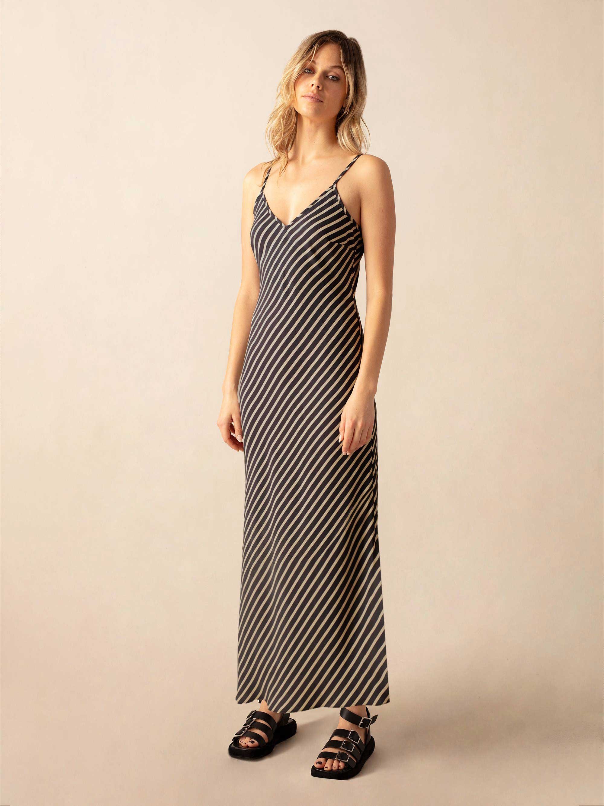 27511601 Maxi Dress - Stone