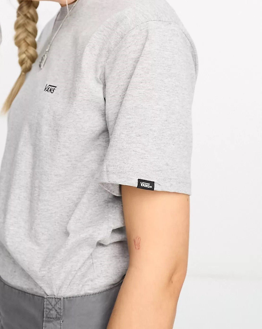 Grey vans online t shirt women's