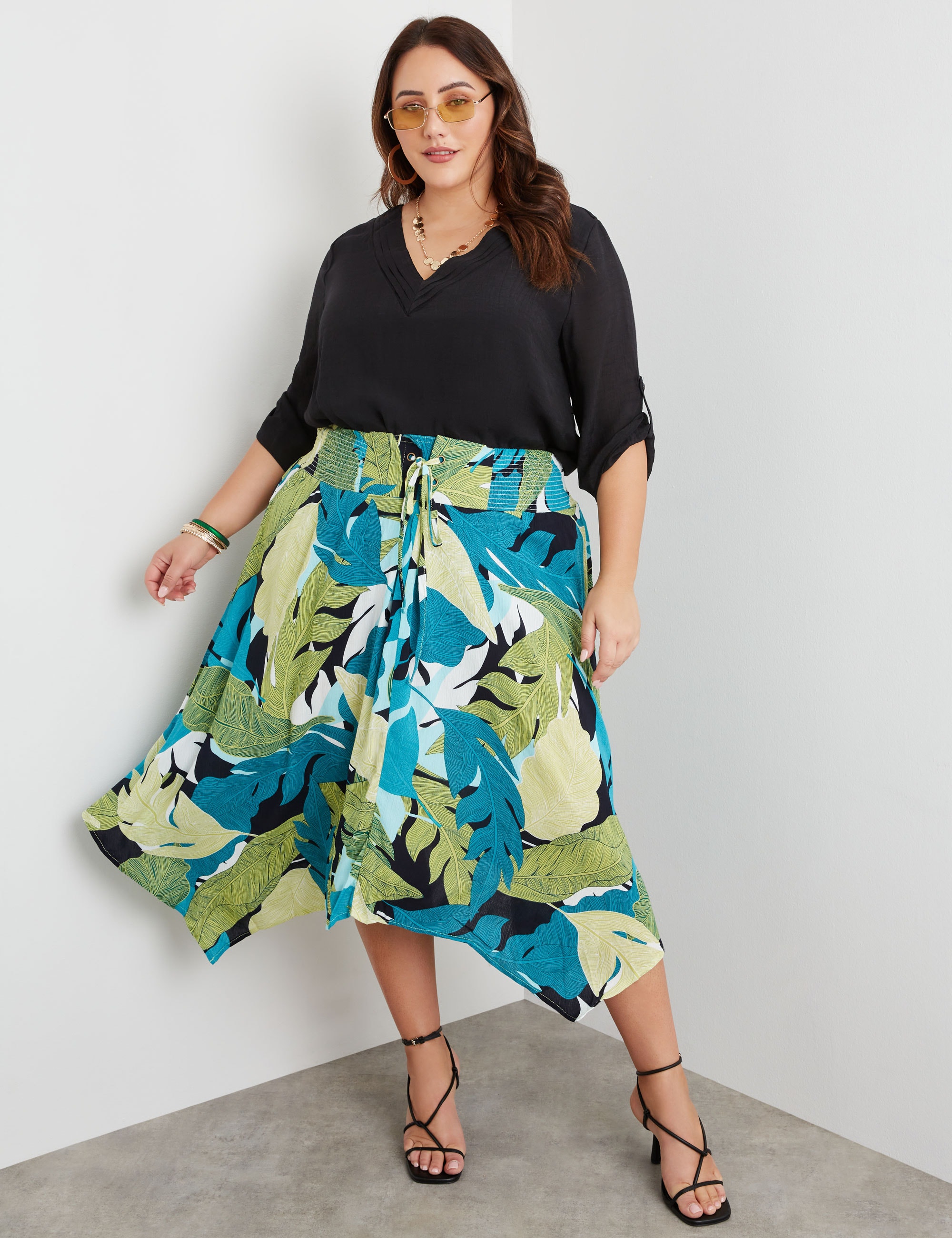 Plus size hotsell green midi skirt