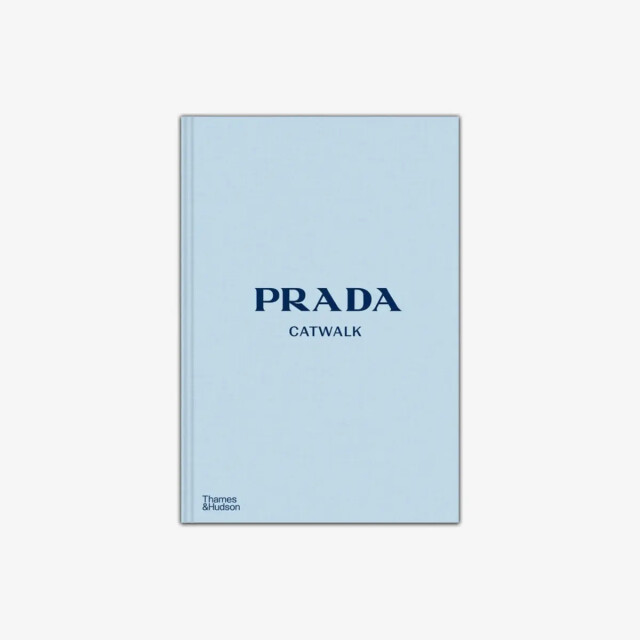 New Mags book prada catwalk th1062