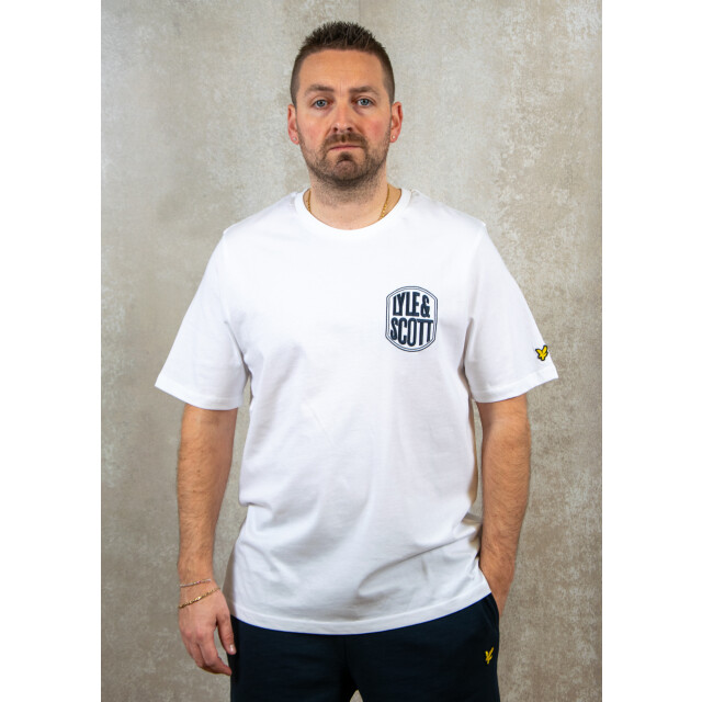 Lyle and Scott Embroidered badge graphic t-shirt