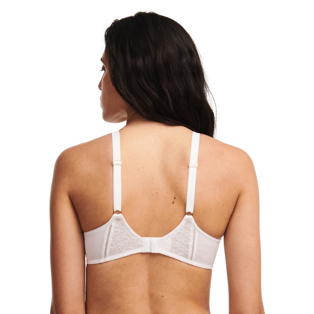 Chantelle Monogram covering spacer bra