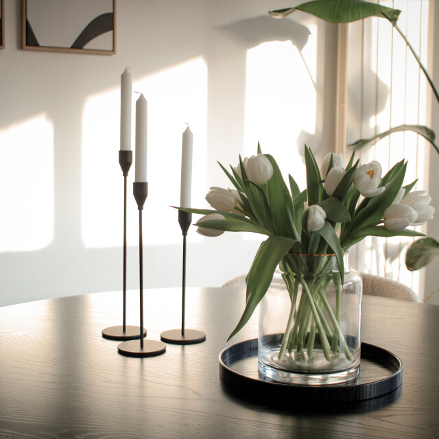 QUVIO Vaas met gouden randje 18 cm glas