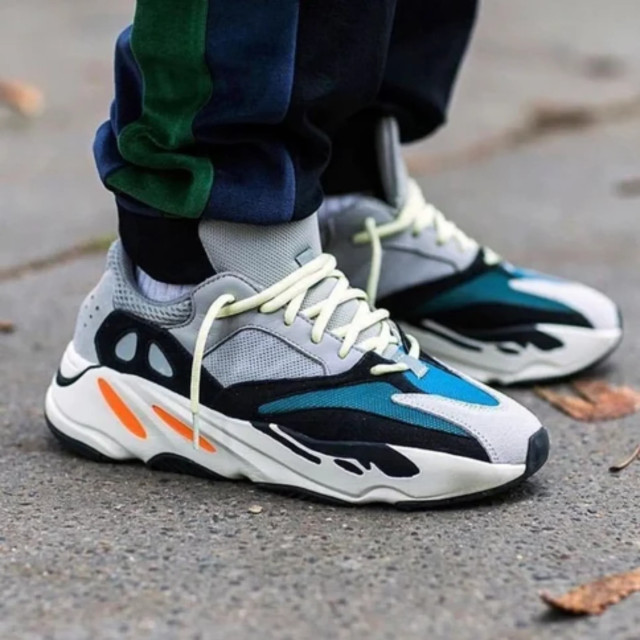 Adidas Boost 700 v1 wave runner