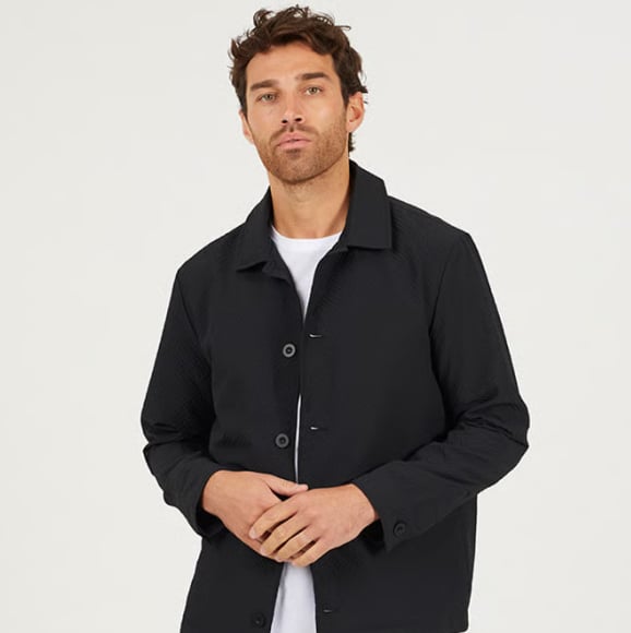 Coats & Jackets