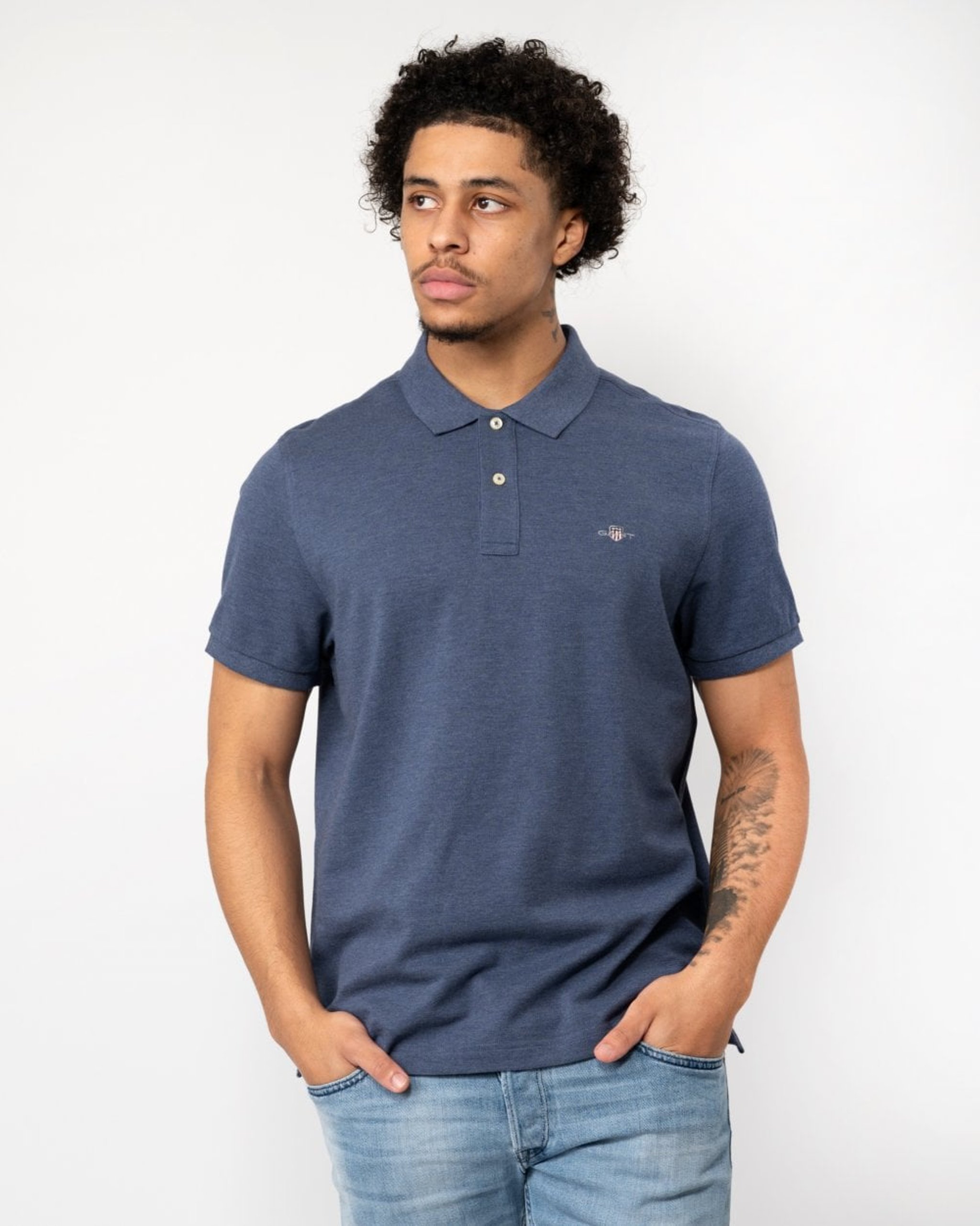 Donkerblauw