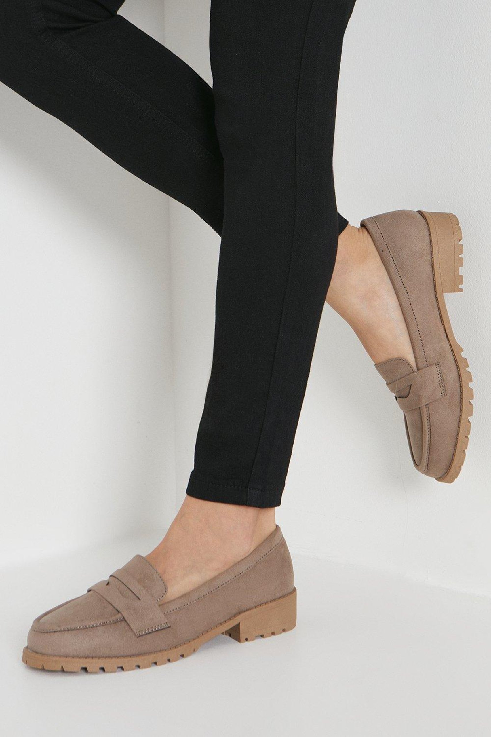 Taupe