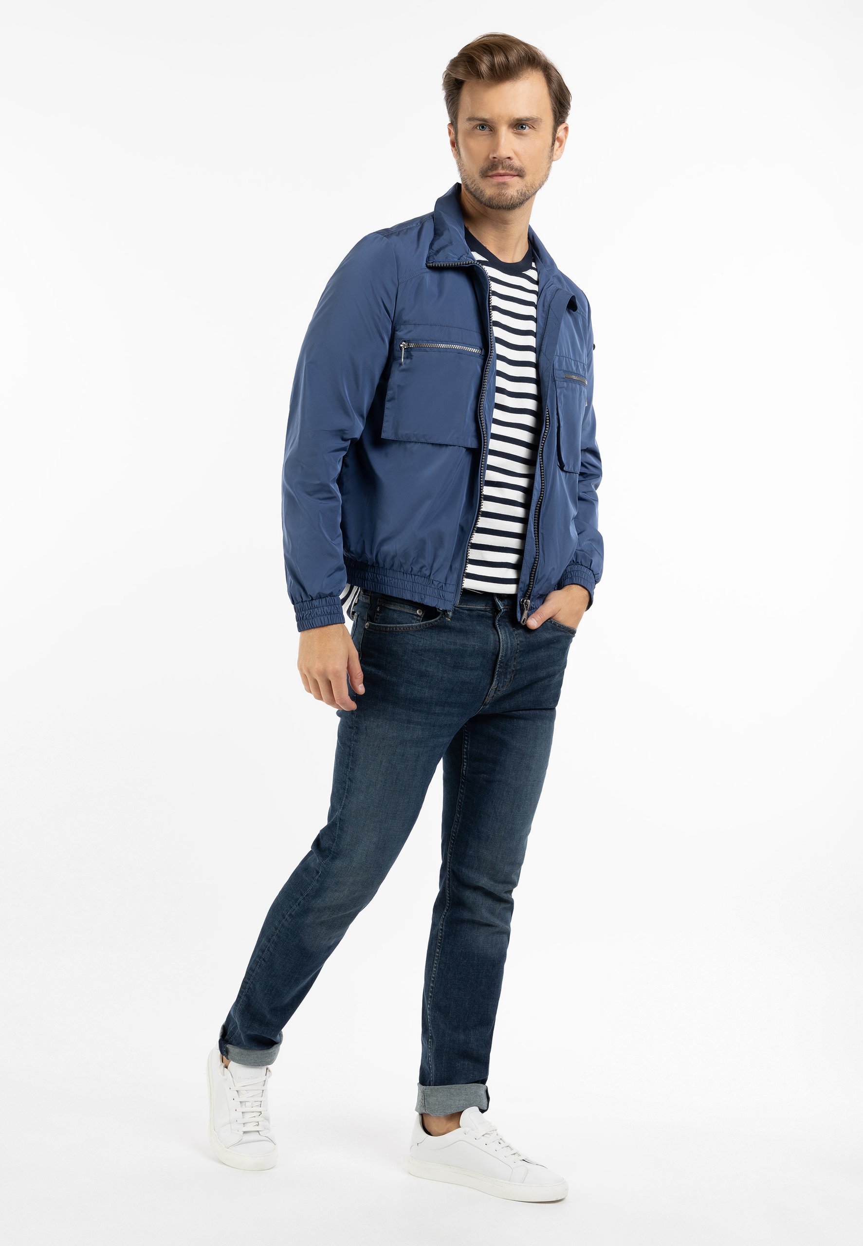 Marineblauw