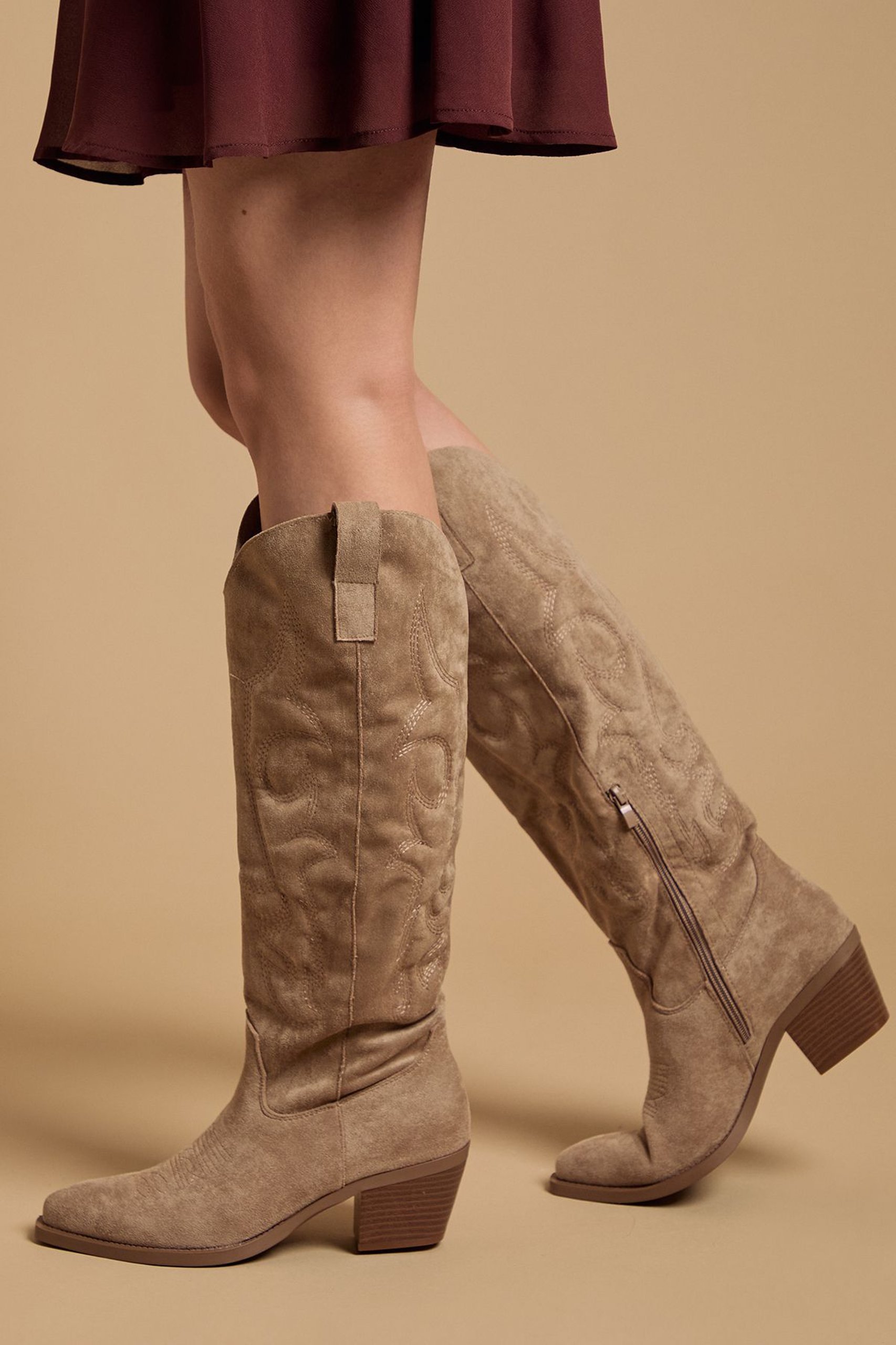 Taupe