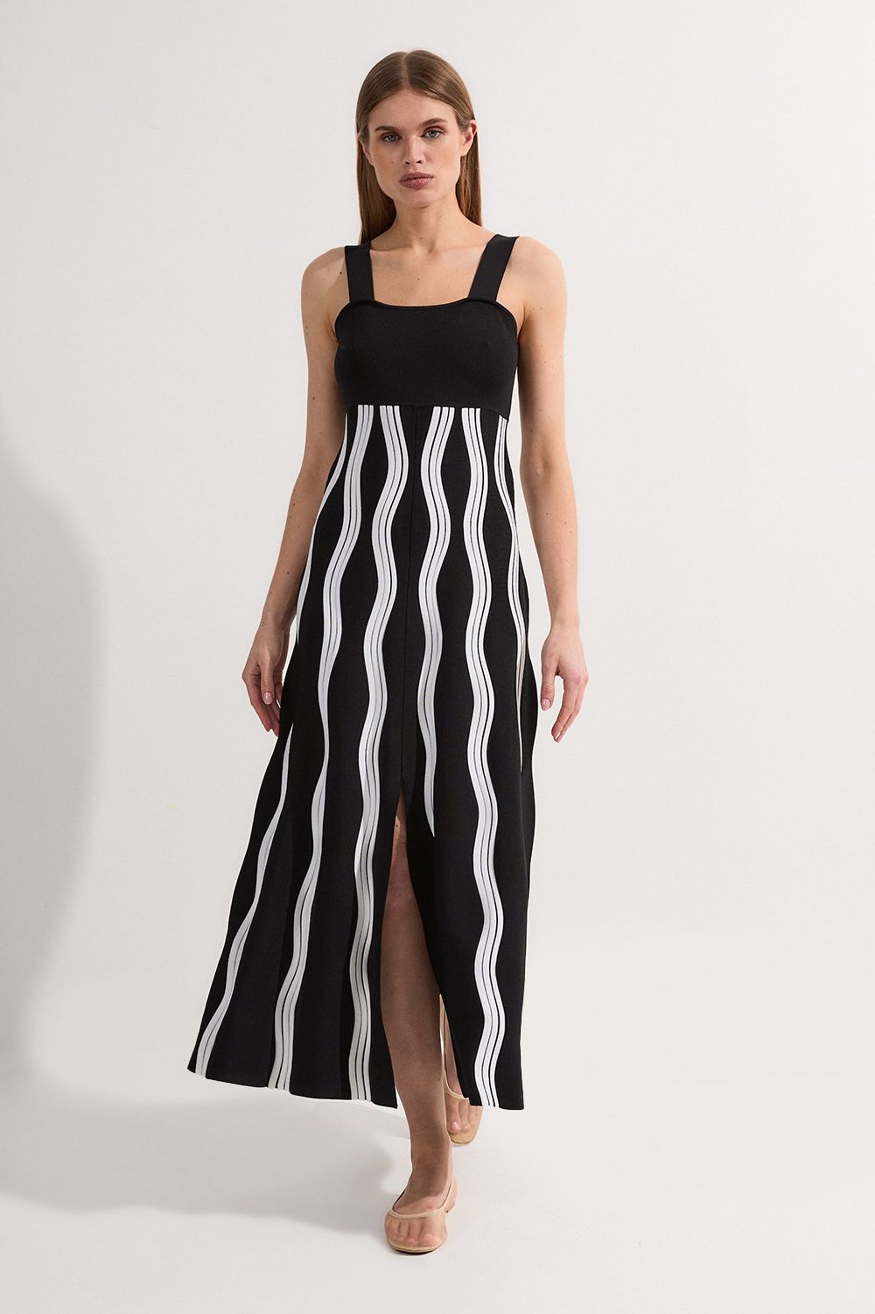 Monochrome Multi