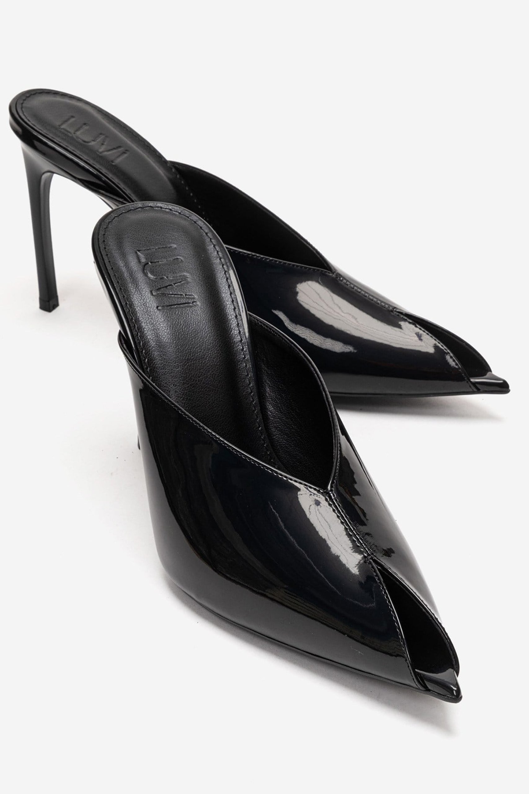 Zwart