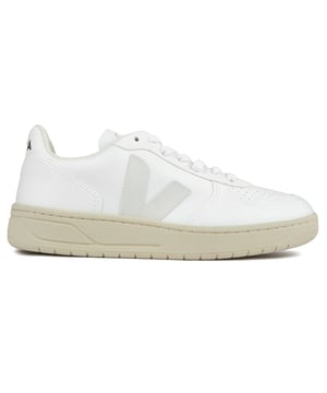 Veja kicks on sale