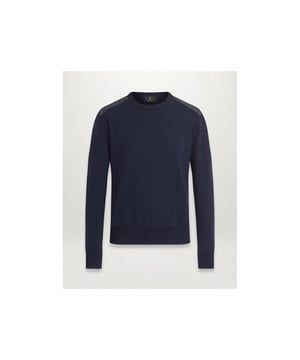 The sweater is your first line of defence against the cold. Our men's Kerrigan Crew Neck is crafted from washed navy virgin Merino wool, with ribbed side panels and moto-inspired quilted shoulders to let you layer with individual style.
Virgin merino wool with polyester detailingLong sleeve sweater with crew neckRibbed collar, cuff and hemRib panelling at the sidesChannel quilted shoulders reinforcement detailingSignature embroidered phoenix patch on the left sleeve
&nbsp;