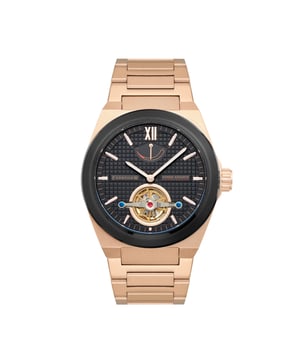 Sturdy and dependable, the Blenkinsop is a handsome timepiece unlike any Thomas Earnshaw has designed before. Measuring in at 44mm and water resistant to 100m, it boasts a mechanical automatic 2 hands movement with small second and power reserve.