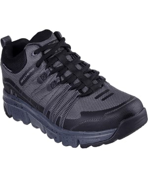 Tackle de trails en bedwing de elementen met Skechers Summits AT Canobie. Dit outdoor trail ontwerp heeft een mesh bovenwerk met vetersluiting en Breathe Easy Technology voor waterdichte bescherming, en een dempende Air-Cooled Memory Foam comfort binnenzool.