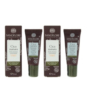 Sanoflore Nourishing Organic Cica Natura Lip Oil soothes and protects lips throughout the day. Enriched with the essential oil of organic Lavender and Sunflower, helps to nourish and soften even chopped and damaged lips.