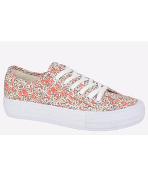Dek deliver effortlessly laid-back casual style perfect for everyday wear in these Lucy skate shoes, boasting a stylish floral design with a full lace-fastening, and durable rubber outsole.
- Multi Floral Canvas upper
- Secure Lace fastening
- High-density double sockliner
- Rubber Sole