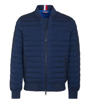 50% Polyester, 40% Polyester, 10% Elastan; Tommy Hilfiger Jacke;  Modell: TT0TT04269427;  Schmaler Stehkragen ;  Reißverschluss;  Zwei Eingrifftaschen vorne ;  Tommy Hilfiger Logodetails
