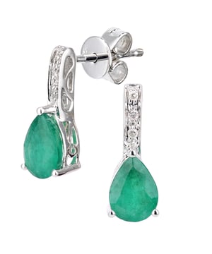 Oro blanco de 9 quilates (375): 1,51 g; # Diamante: 0,03 ct; # Esmeralda: 1.3ct