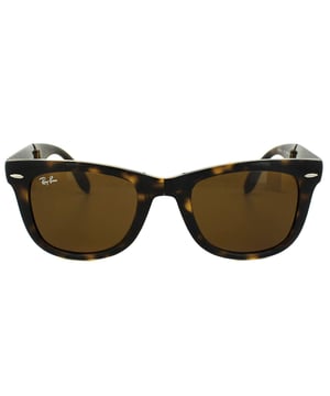 Ray-Ban Sunglasses Folding Wayfarer 4105 710 Havana Tortoise Brown 50mm are a folding version of one of the most recognisable and bestselling sunglass styles worldwide and are enormously popular among celebrities, musicians and artists. The distinctive angled design and thick frame are sure to make a statement and Ray-Ban are constantly using vibrant colours and patterns to update this classic and popular style. The lightweight acetate frame is comfortable and the Ray-Ban logo is displayed on the corner of the lens in addition to the sculpted winged temples. They fold in the bridge and in the middle of the temples to give a compact finish that folds nicely into a suitable sized pouch for easy storage.