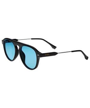 Marco TR90 de alta calidad; TR90 está fabricado con tecnología suiza para ser súper flexible, duradero y liviano. Lentes polarizadas TAC multicapa; Elimina el 100% de la luz azul dañina y el resplandor UVA/UVB; Patillas de acetato ligero de alta calidad; Bisagras estándar de acero inoxidable; Resistente a rayones e impactos;