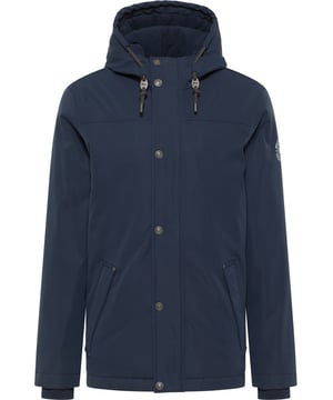 Deze jas van Mo is een echte allrounder! Het is gecoat, heeft gesealde naden en is daardoor wind- en waterafstotend. Dankzij de vulling en de zachte fleecevoering houdt hij u ook warm op arctisch koude dagen. Een gevoerde capuchon met koord en twee zijzakken bieden extra bescherming, evenals de verborgen ritssluiting en geribde manchetten. En als het wat warmer wordt, kun je de jas als een rugzak dragen met de functiebanden aan de binnenkant, zodat je je handen vrij hebt. Een logo-opdruk op de bovenarm zorgt voor de laatste accenten.  winterjas