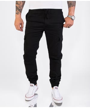 Die Chino Hosen von Rock Creek eignen sich ganz ausgezeichnet für legere Casual-Looks. Sie bieten eine angenehm weite Passform und sehen dabei auch noch richtig lässig aus. Beim gemütlichen Stadtbummel, beim Familienausflug oder in der Uni leisten die komfortablen Hosen gute Dienste. Darüber hinaus zeichnen sich die Chinos von Rock-Creek durch eine erstklassige Verarbeitung und eine hohe Qualität aus.