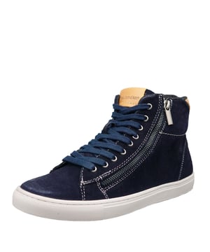 Level up your everyday trainer collection with the Ilford High Top Trainers, featuring soft suede leather uppers and a classic lace up design. Complete with a zip fastening for a trend-led feel and easy to wear style.