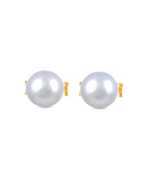 Pendientes Básico de Plata de Ley 925 y Perla Blanca acabados en oro amarillo de 18 quilates. Essential encarna la sencillez refinada, piezas atemporales con líneas suaves y el brillo adicional de las circonitas. Joyas básicas sin pretensiones que son perfectas para el uso diario, pero también pueden funcionar en ocasiones especiales.