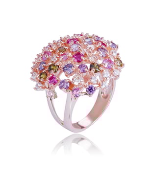 Deze uitgebreide Ring voor Vrouwen van Orphelia is het perfecte cadeau om jezelf of een geliefde te verwennen. De Ring is gemaakt van 925 Sterling Zilver, gekleurd Roze en heeft maat: 50 met een gewicht van 8,1 gram en een breedte van 3 cm op het breedste punt. De Orphelia Vrouwen 925 Sterling Zilveren Ring - Roze ZR-7451/RG wordt geleverd in een prachtige cadeauverpakking en heeft een garantie van twee jaar.