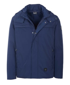 100% poliéster; chaqueta EA7 Emporio Armani;  Modelo: 6KPB32 PN7LZ 1554;  Mano de obra de alta calidad;  capucha con botones a presión;  Cremallera bidireccional oculta con tapeta con botones a presión;  Dos bolsillos laterales con cremallera, un bolsillo interior con cremallera;  Forro sintético;  Con función de calefacción;  Detalles del logotipo EA7 Emporio Armani