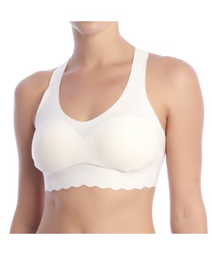 Ontdek de perfecte balans tussen comfort en stijl met deze innovatieve bralette. Deze bh is ontworpen om zich aan te passen aan je bewegingen en je een ongeëvenaarde draagervaring te geven. De combinatie van geavanceerde technologie en een modern design maken deze bh tot een must-have in je garderobe.

 Details:

 - Superzachte en licht gewatteerde uitneembare cups.
 - Gekruiste rug.
 - Onzichtbaar onder kleding.
 - Voering van mesh.
 - Brede dubbele band onder de buste voor perfecte ondersteuning.

 Deze bralette herdefinieert comfort met een ontwerp dat prioriteit geeft aan welzijn zonder afbreuk te doen aan stijl. Ideaal voor elke gelegenheid, de perfecte keuze voor wie op zoek is naar een veelzijdige en functionele bh.
 Samenstelling: 58% Polyamide, 42% Elastaan
 Onderhoud:
- Wassen op max. 40ºC op fijnwasprogramma.
 - Gebruik een mild wasmiddel.
 - Gebruik geen droger.
 - Niet strijken.