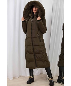 Long puffer padded coat with detachable faux fur hood. This long coat is a must have for this new season. Featuring long puffer coat with quilting pattern, extremely warm, weather resistant, zip fastening, pockets and faux fur hood. Style it with our leather look leggings and boots to complete the look. This longline coat is also available in other colours.