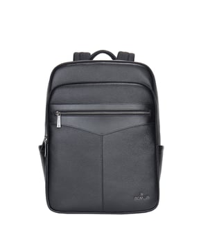 Unisex-Rucksack mit Reißverschluss. eine Innentasche mit Reißverschluss und zwei offene Innentaschen. 3 Frontreißverschlüsse und 2 offene Seitenreißverschlüsse Außentaschen. fehlender Schultergurt. Ledergriff. ein Innenfach. RucksackUnisex-Außenmaterial. Innen mit Polyester gefüttert. Maße: 42x30x13 cm. Modeprodukt