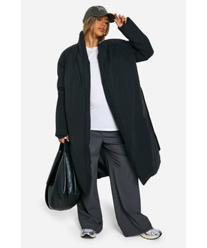 Wrap up in the latest coats and jackets and get out-there with your outerwearBreathe life into your new season layering with the latest coats and jackets from boohoo. Supersize your silhouette in a padded jacket, stick to sporty styling with a bomber, or protect yourself from the elements in a plastic raincoat. For a more luxe layering piece, faux fur coats come in fondant shades and longline duster coats give your look an androgynous edge.
