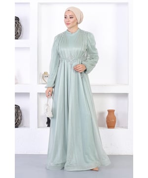 Stoffmerkmal: Hergestellt aus glitzerndem Tüllstoff.Produktmerkmal: Neues Hijab-Modestück der Saison. Gefüttert. Mit Reißverschluss auf der Rückseite für einfaches Anziehen. Der Saum ist plissiert und die Brust ist gerüscht. Verziert mit Spitze an der Taille und den Schultern. Aufgrund von Konzeptaufnahmen kann es zu leichten Farbabweichungen beim Produkt kommen. Das Model trägt Größe 38.Abendkleid Maße