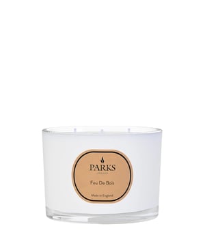 Fill your space with the sophisticated scent of mellow amber, bergamot and orange flower, a complex medley of fine fragrances reminiscent of sun-dried apricots, pears and hazy vineyard evenings. Our Cognac Candle has the capacity to harmonise your home, delivering elegant, warm fragrance through pure natural wax.