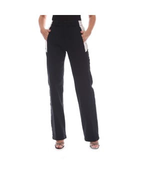 Dames Heron Preston Inside Out Chino Broek in zwart.- Elastische tailleband.- Zijzakken.- Achterzakken.- Zijstreep details.- Riemlussen.- Rechte pijp.- 100% Katoen.- Ref: HWCG004F211000