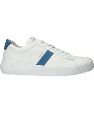 Die Ryder-Sneaker sind ideal für den modernen Mann, der Mode und Funktion schätzt. Mit einem schlanken Design, das eine sportliche diagonale Streifenoptik aufweist, setzen sie ein Statement in jedem legeren oder sportlichen Outfit. Hergestellt aus hochwertigen Materialien und einer Gummilaufsohle von Blackstone für Dämpfung und Unterstützung, kombiniert Ryder Komfort mit Luxus. Die goldenen Logodetails fügen eine elegante Note hinzu. Perfekt für die Garderobe jedes Mannes, ist es eine Mischung aus Mode und Funktion.