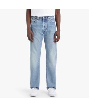 Mens Levis Circular 501 Original Jeans in light blue.- 5-pocket construction. - Button fastening.- Branded waist patch  buttons and rivets.- Stretch.- Regular through the thigh.- Straight leg.- Ref: 005013633