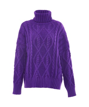 De zachte coltrui van myMo is voorzien van een trendy kabel- en structuurbreisel. De grofgebreide trui heeft een casual snit, verlaagde schouders en brede geribde manchetten.  Pullover trui