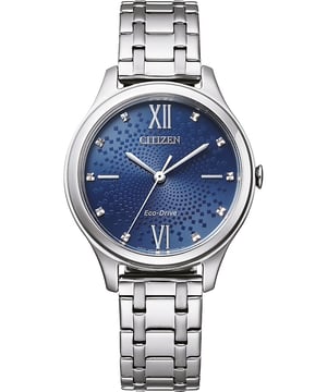 Diese Citizen Analoguhr für Damen ist das perfekte Zeitmessgerät zum Tragen oder Verschenken. Das silberne 32 mm runde Gehäuse kombiniert mit dem komfortablen Silber Edelstahl-Armband sorgt dafür, dass Sie dieses atemberaubende Zeitmessgerät ohne Kompromisse genießen können. Angetrieben von einem hochwertigen Eco-Drive-Uhrwerk und bis zu 5 bar wasserdicht, wird Ihre Uhr weiter ticken. Diese hochwertige Uhr verfügt über eine Eco-Drive-Technologie (Durch jede Lichtquelle aufladbar; nie wieder eine Batterie nötig) - Die Uhr hat eine Kalenderfunktion: Solarbetriebene, hochwertige 19 cm lange und 14 mm breite Silber Edelstahl-Armband mit einer Klappschließe mit Druckknopf Gehäusedurchmesser: 32 mm, Gehäusehöhe: 7 mm, Gehäusefarbe: Silber und Ziffernblattfarbe: Blau.